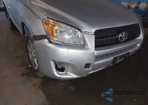2012 Toyota Rav4 из США, поврежденный, VIN 2T3BF4DV4CW249809